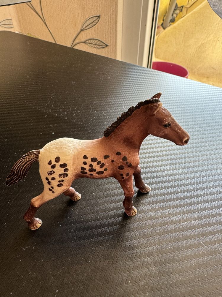 Продавам Schleich кончета