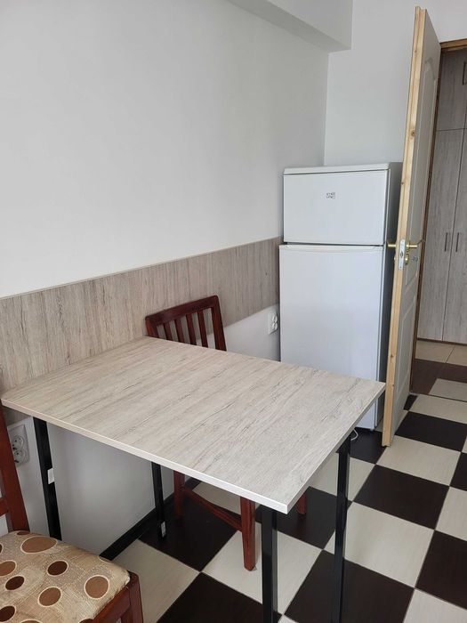 Inchiriez apartament 2 camere Republicii