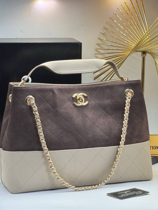 Geanta Chanel noua !!! Dimensiuni 35/24 !!!