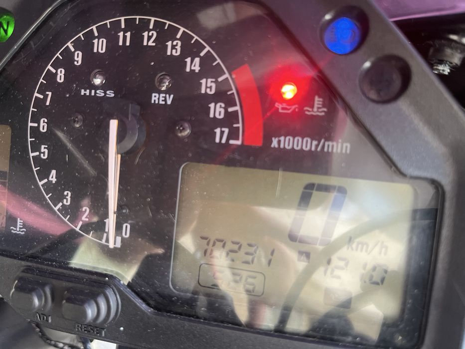 Honda 600rr 2004 vand/schimb cu atv