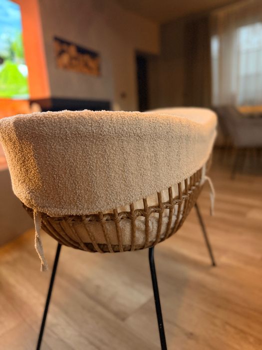 Бебешка плетена кошара