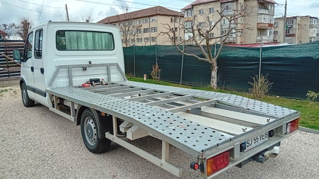 Renault Master autoplatforma