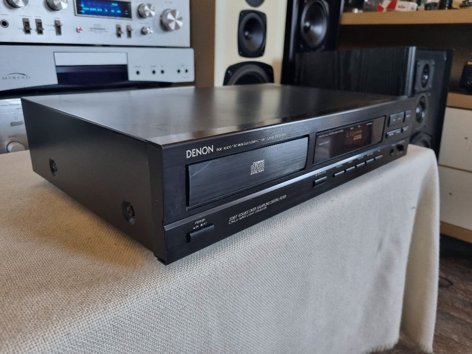 Cd Player Denon DCD-560. 20 Bit. Perfect functional. Impecabil.