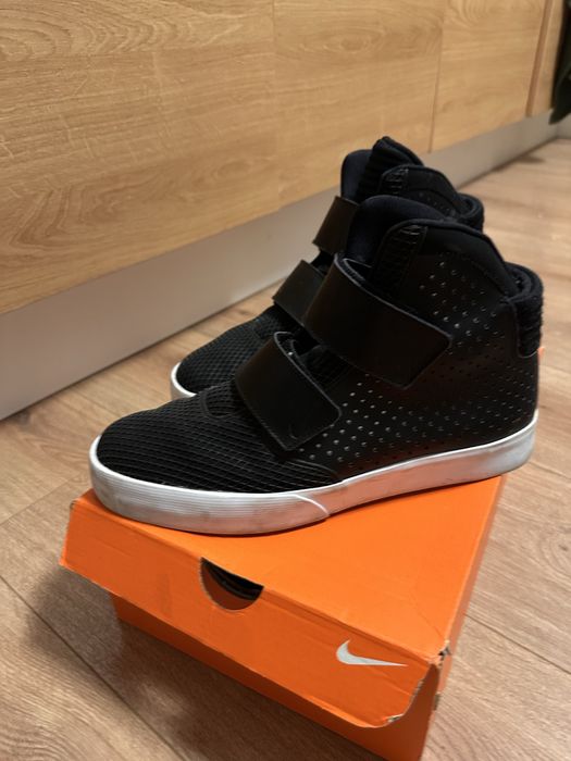 Мъжки високи кецове Nike