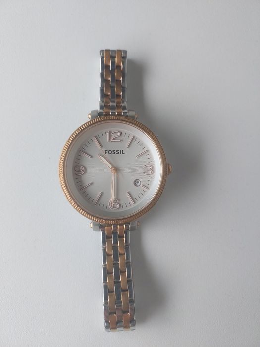 Ceasuri damă Guess, DKNY