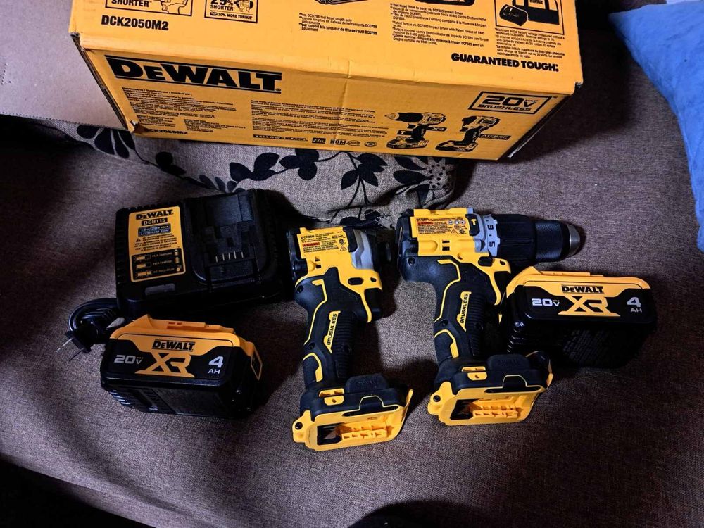 Винтоверт DeWalt