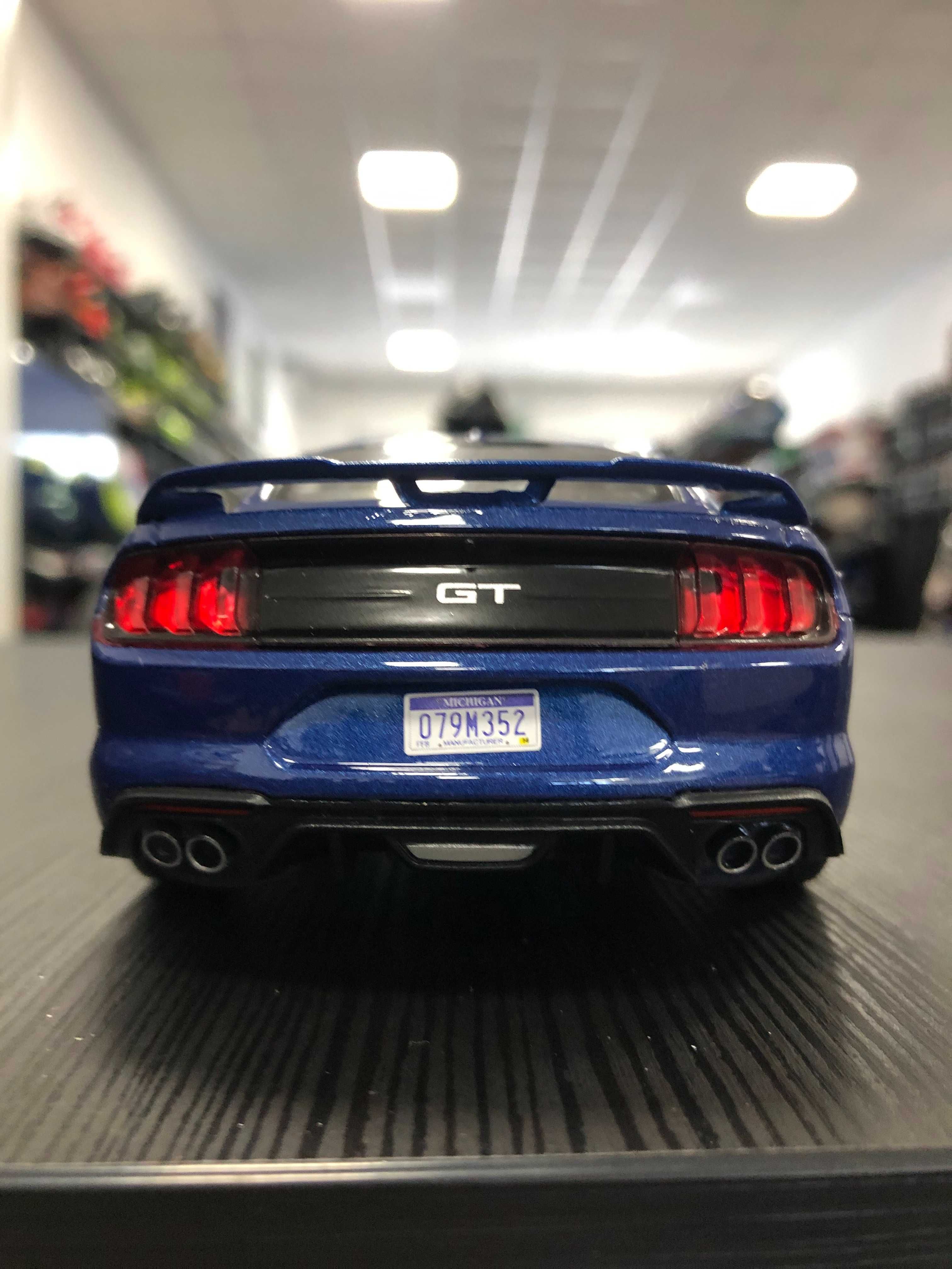 Нова метална колекционерска количка FORD MUSTANG GT 5.0 1:24 MOTORMAX