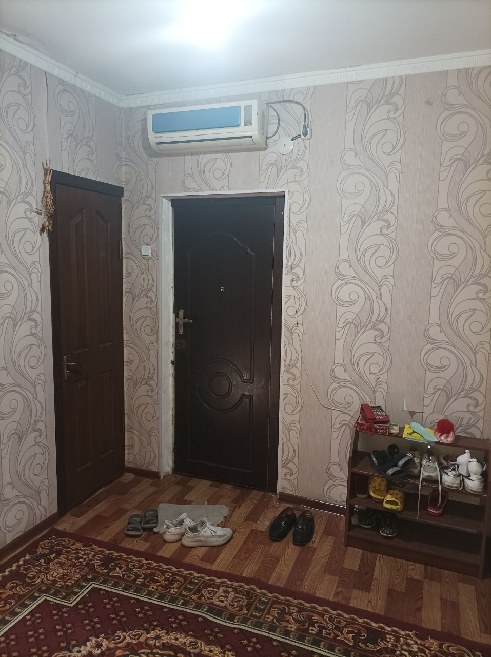 Srochno prodayotsiya 3/2/4 Yunusobod 15 . Mojno pod ipoteku