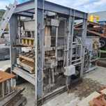 Vibropresă automată pentru fabricat pavaje cu 18 matrițe și 1450 tăvi
