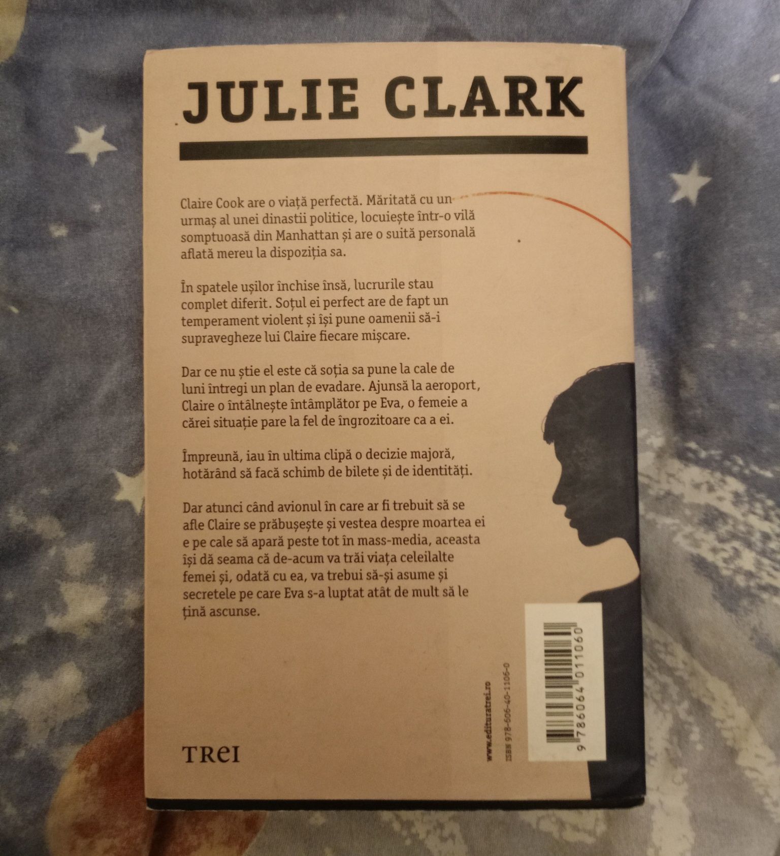 Vand carte - Ultimul Zbor de Julie Clark