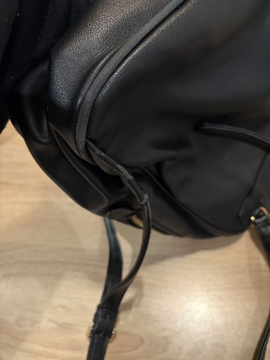 Оригинална голяма раница Guess и малка раничка Mohito