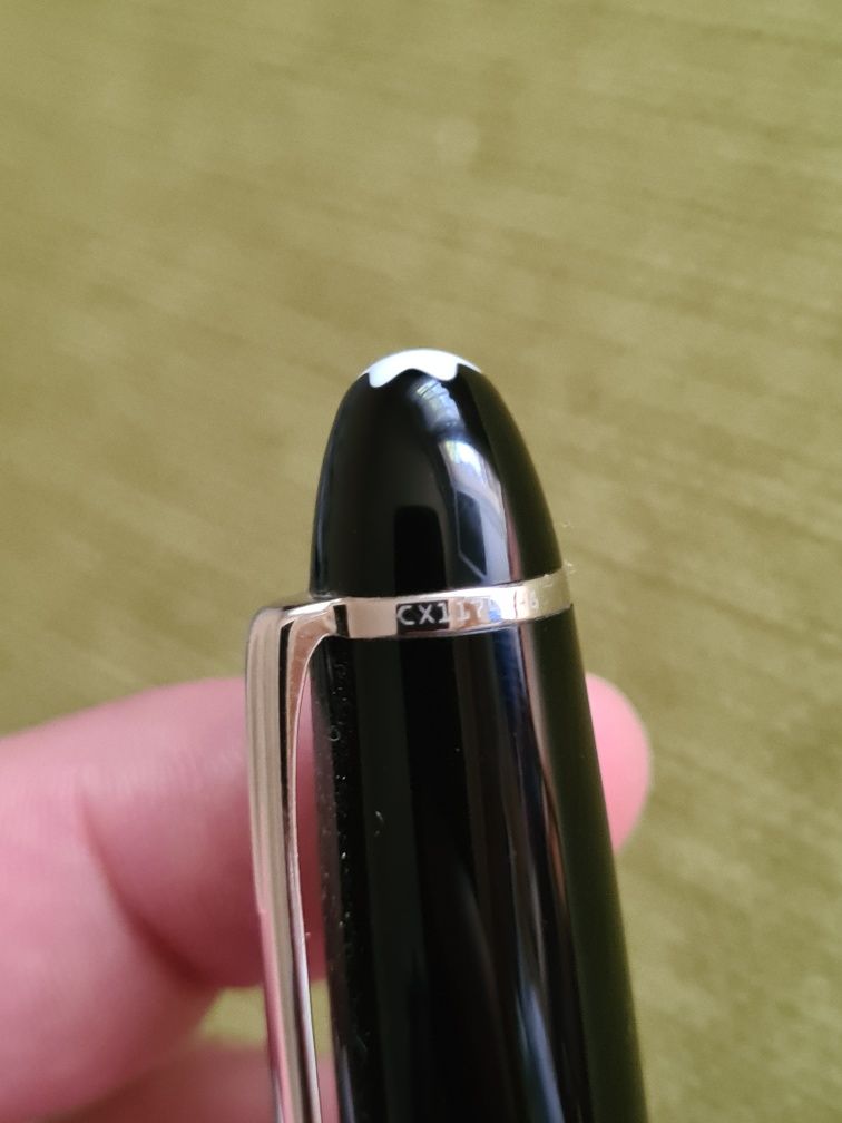 Stilou Montblanc Meisterstuck LeGrand Platinum Line Penita Aur 14k