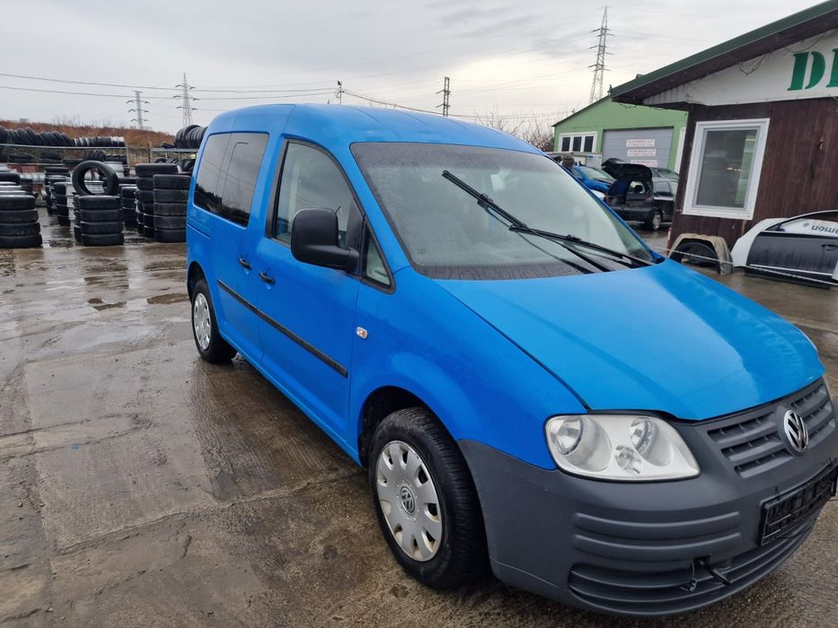 Dezmembram Volkswagen Caddy Life 1.9tdi BSU 2006 Manual