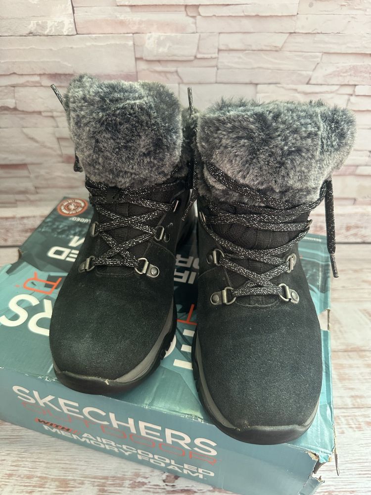 Зимние ботинки Skechers