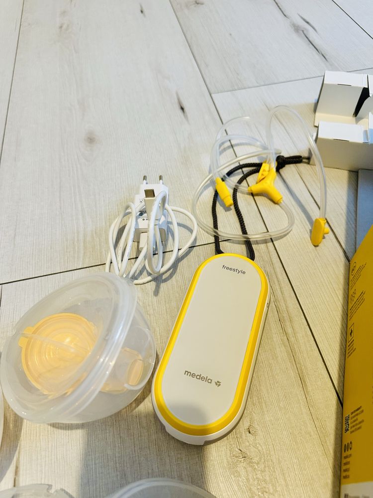 Pompa de san Medela Freestyle Hands-free