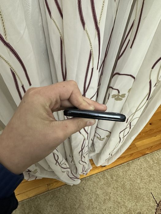 Samsung a50 sotiladi