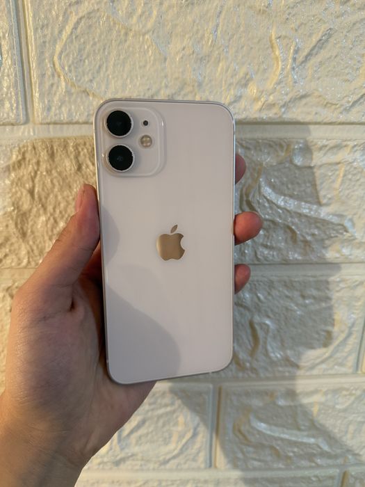 iPhone 12 mini, в хорошем состоянии