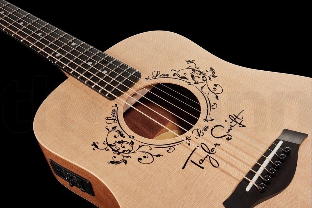 Гитара Taylor mini acoustic