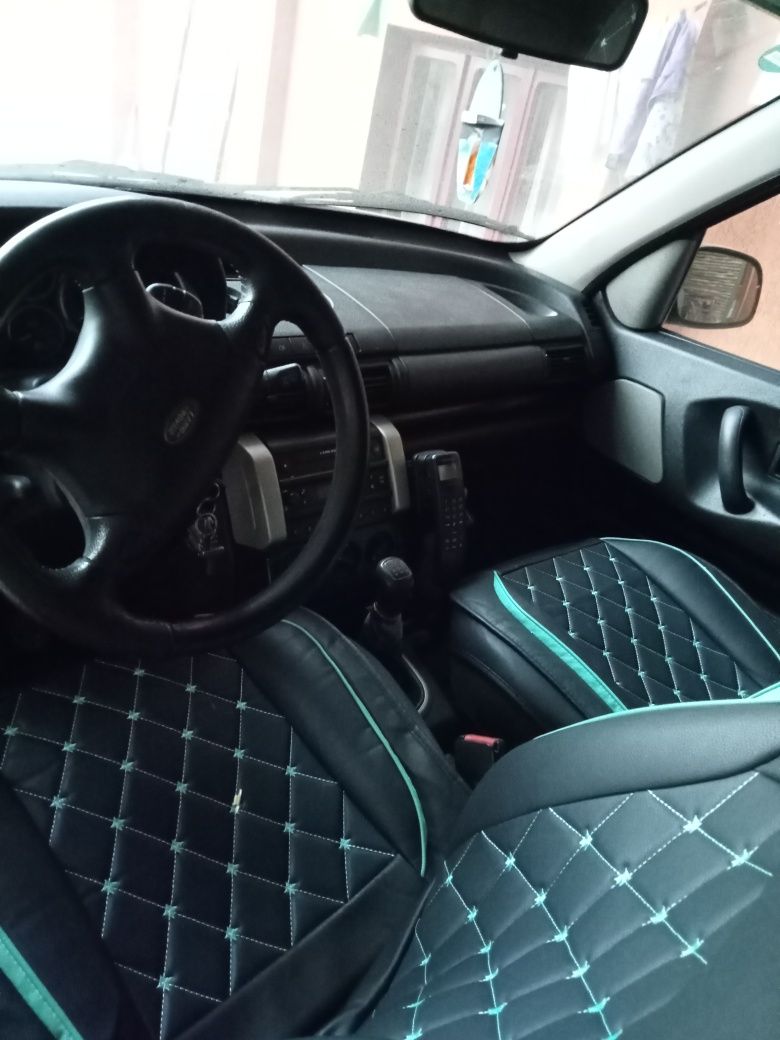 Vând land ROVER cu remorca