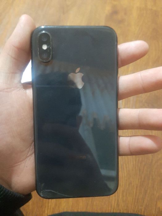 Iphone x sotiladi realni oladiganlar telefon qilsin