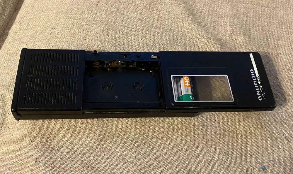 Reportofon Grundig Stenorette 2070 pe stenocaseta functional colectie