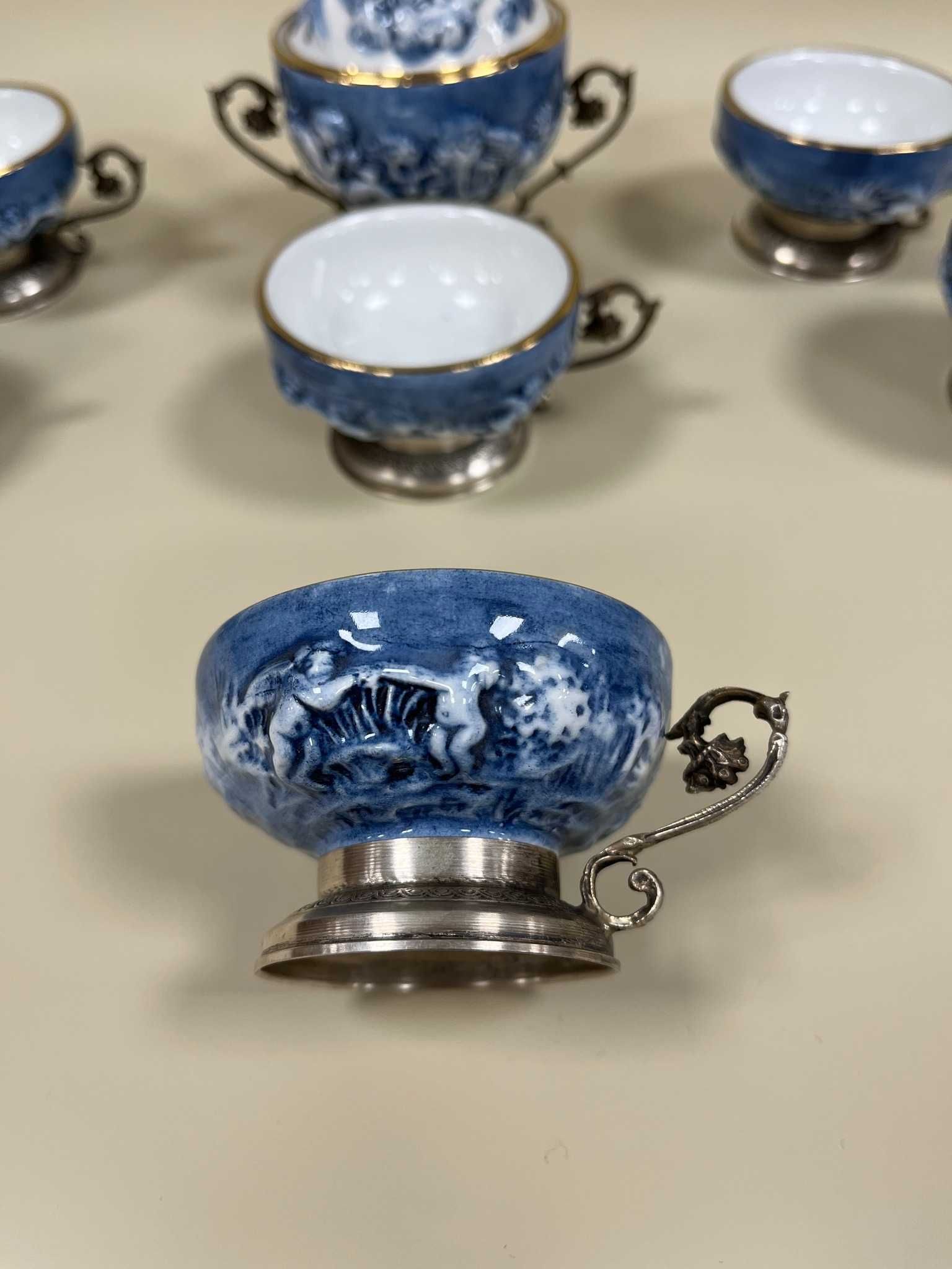 Сервиз MPC Чехословакия, Villeroy Boch и Capodimonte. Виж описанието.