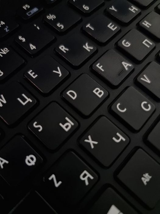 Acer Aspire ES1-512. Арзон ноутбук сураганлар учун.