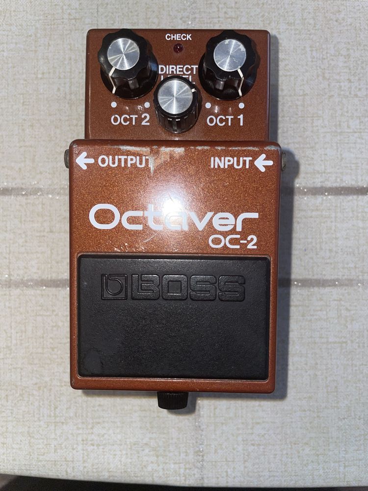 Октавер BOSS Octaver OC-2