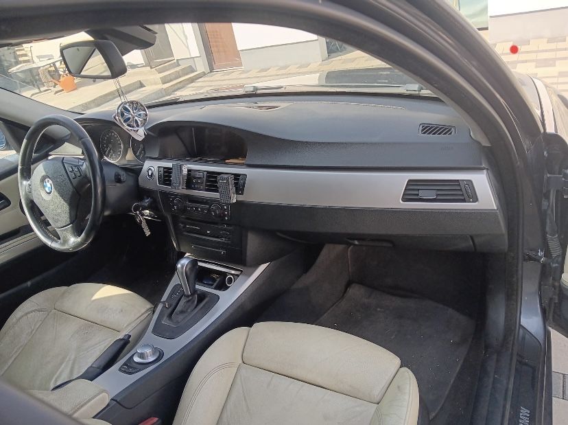 VAND BMW E91 in stare perfecta