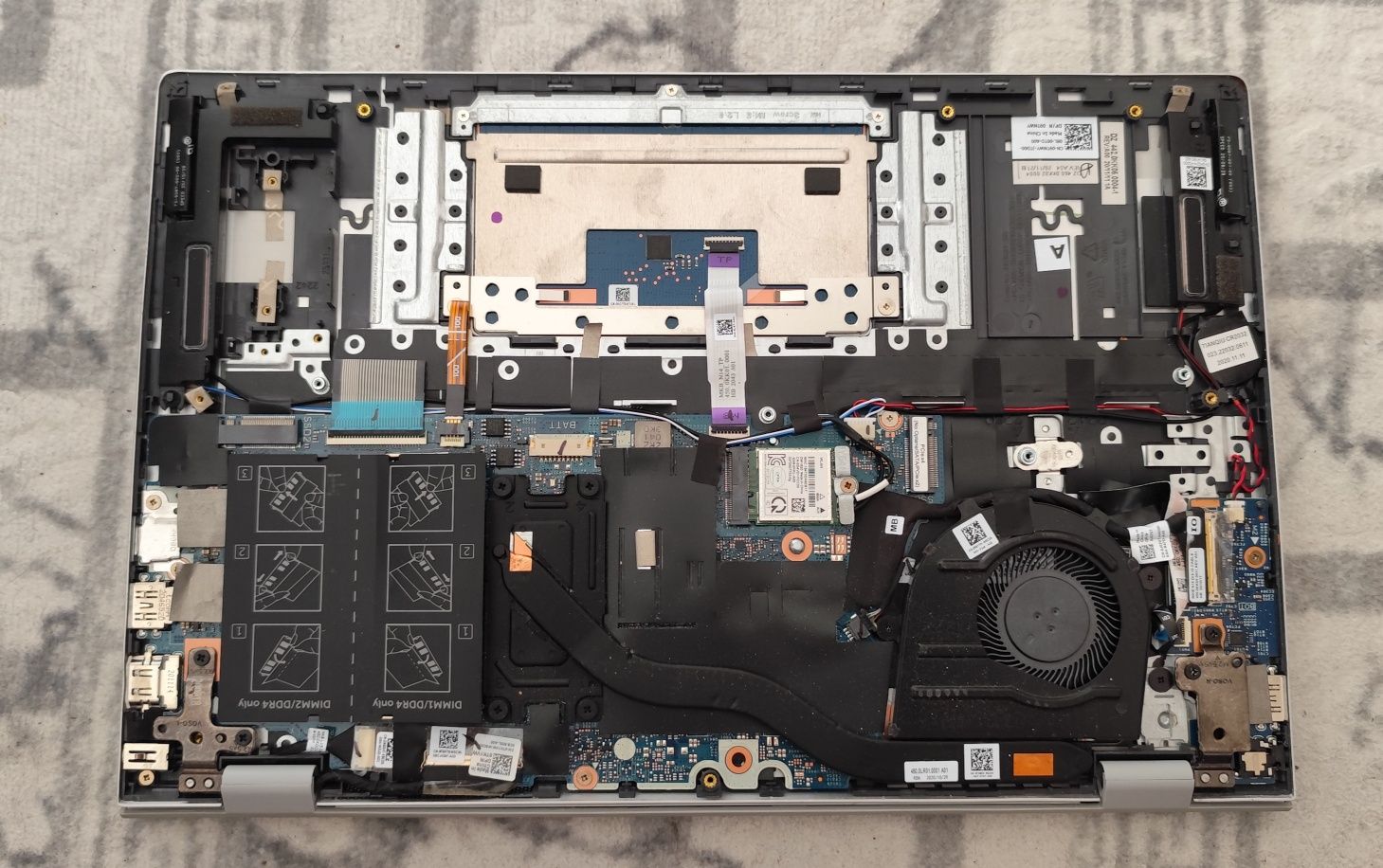 Dell inspiron 14 5402 лаптоп за части