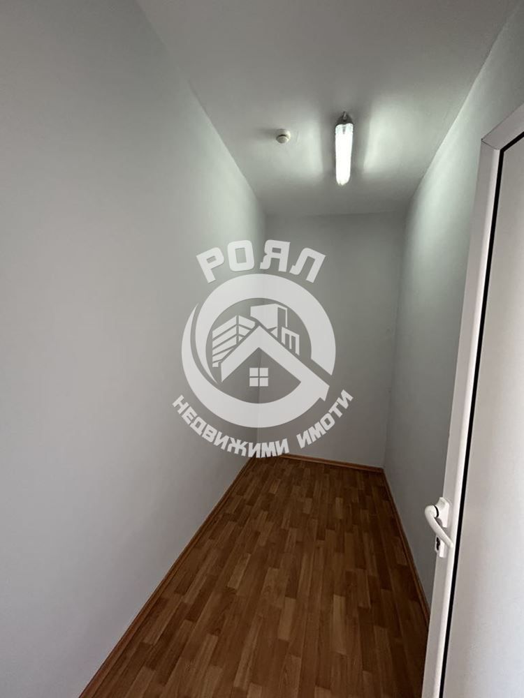 Дава се под наем Склад в Пловдив, Индустриална зона - Север - 706 кв.м за 2118 € - Снимка #6