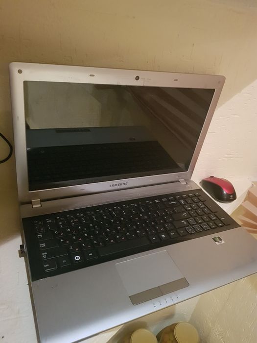 Ноутбук для учёбы и  работы