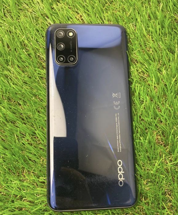 Oppo A52 черный в отличном состоянии.