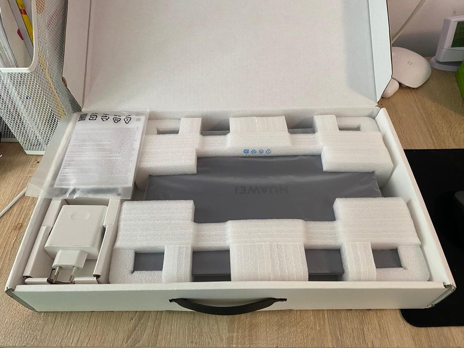 Laptop Huawei Matebook 14s, i5, 10300h, 16 gb RAM