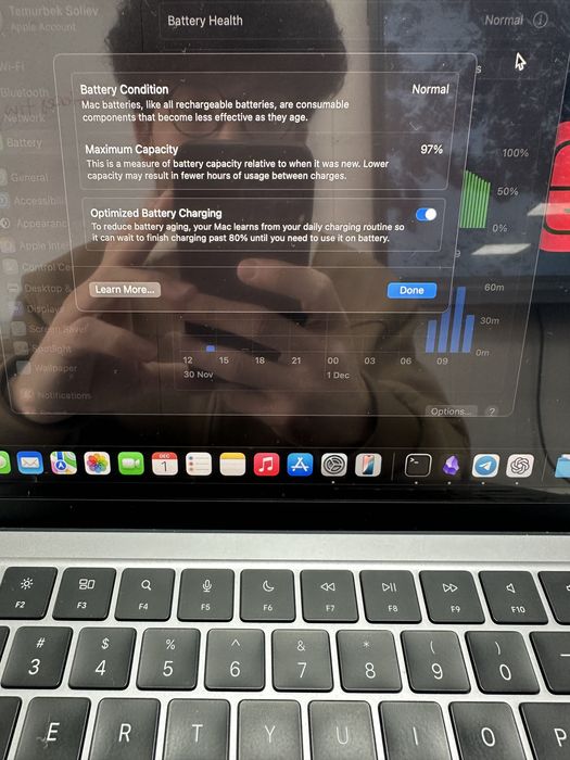 Macbook Air M2 - 8/256GB - 97% - 13.6 inch - $600