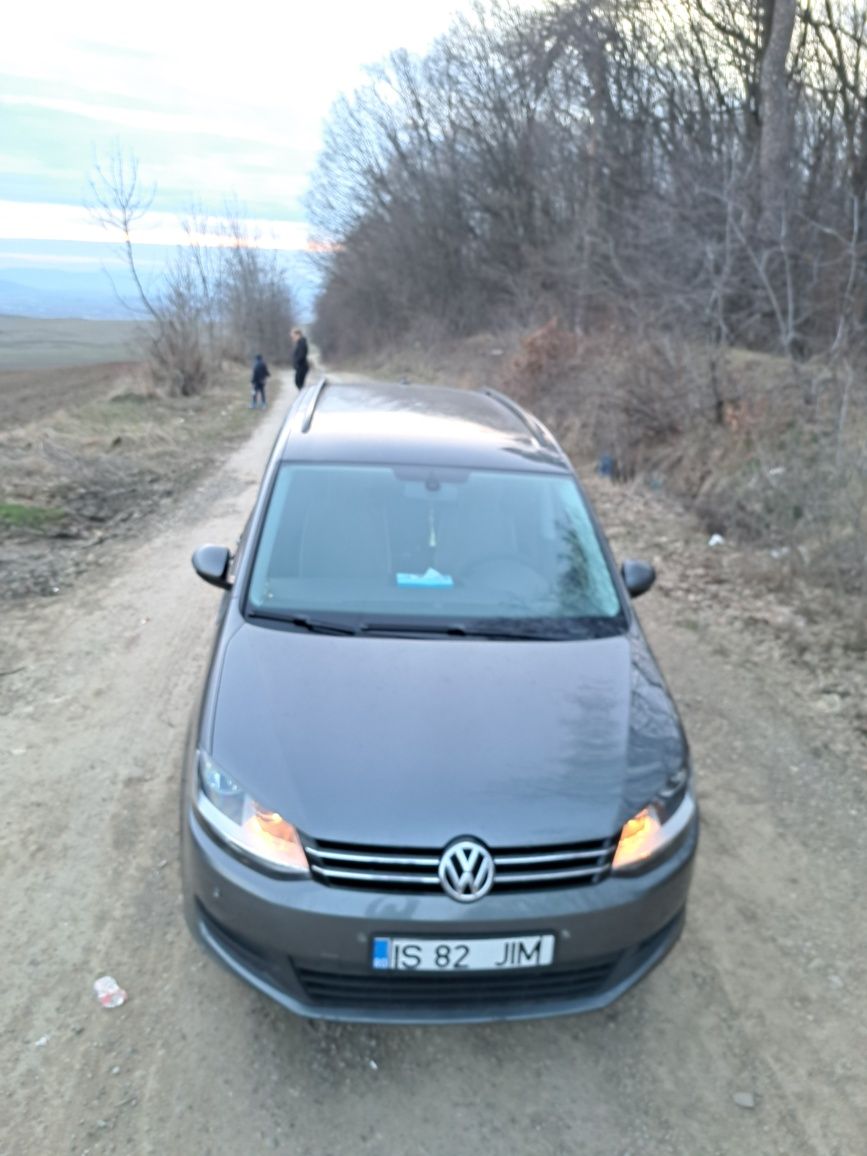 Vând VW Sharan 2012