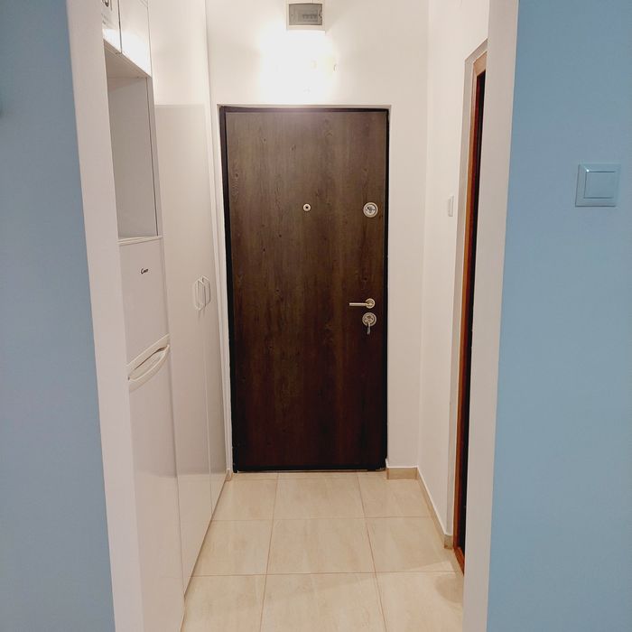 Închiriez garsoniera zona  Nord- Spitalul Judetean, etajul 2/4.