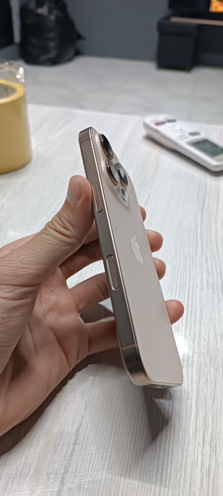 Iphone 16pro 128 LL/A desert e-sim