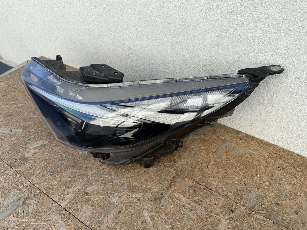 Far stanga Hyundai Elantra CN7 2021|2024 Halogen + drl LED Original