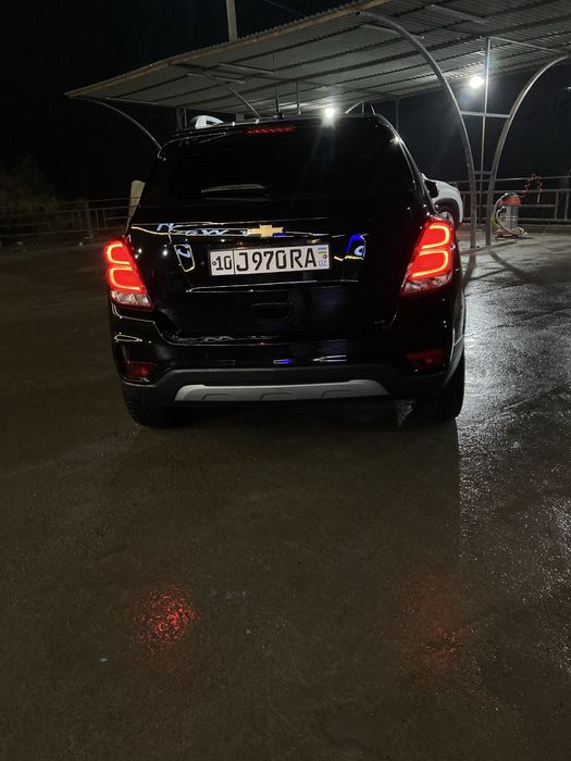 Tracker 1 Primer Full Sotiladi