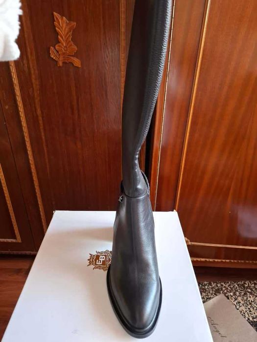 Cizme noi, preț bun!