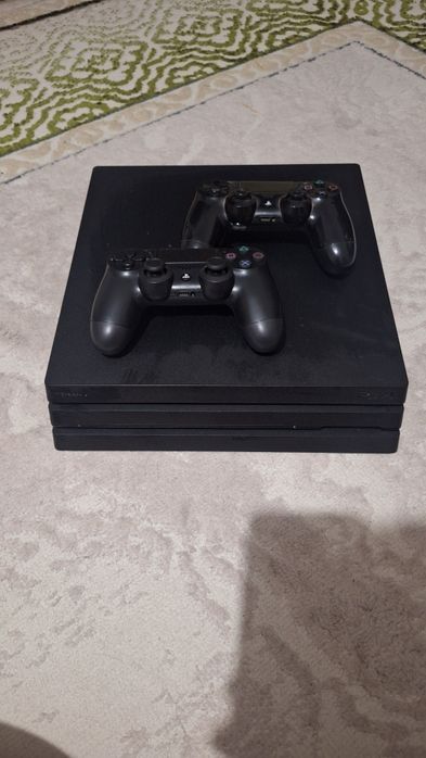 Продам PlayStation 4 Pro 1 Tb