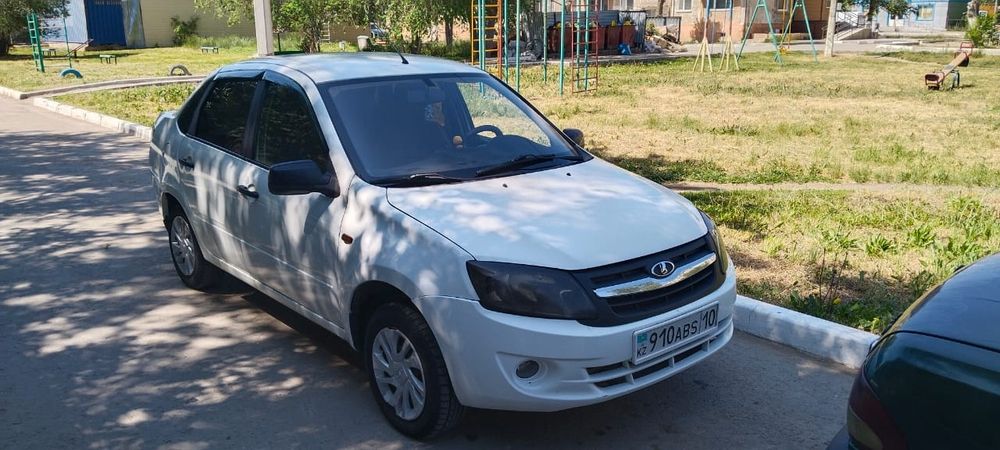 Продам Гранту 2014 года