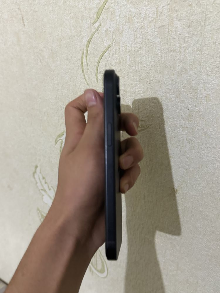 Iphone 15 sotiladi ideal holat