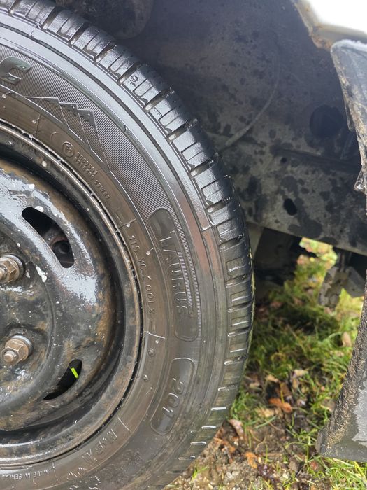 Vand cauciucuri de iarna