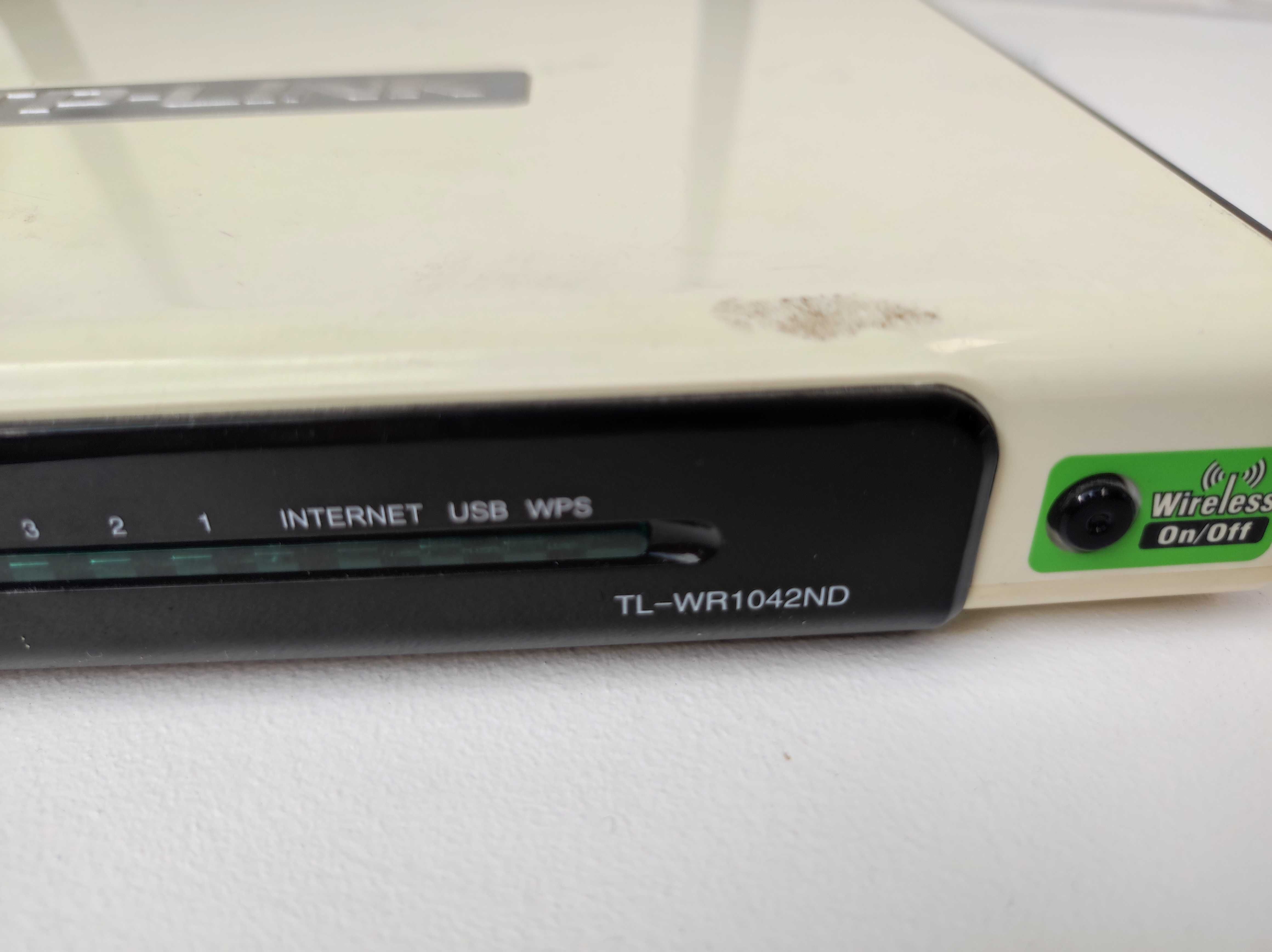 Router TP-LINK TL-WR1042ND  1 Gbps/USB2.0/Wi-Fi