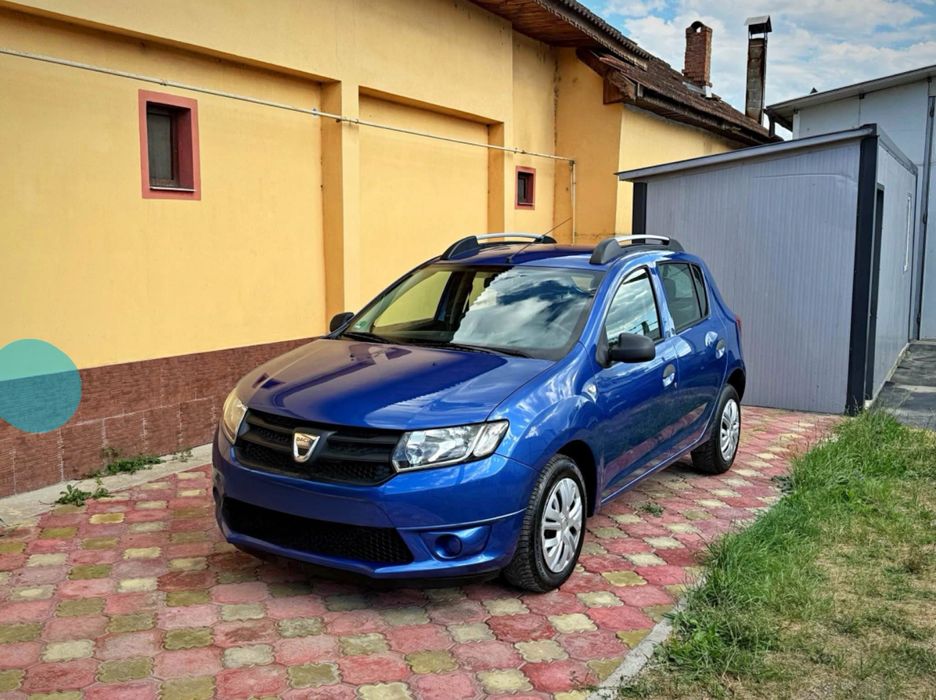 Închiriez Dacia Sandero