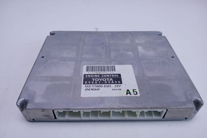 Kit pornire motor 2.0 89661-05A50 Toyota Avensis a 2-a generatie T25