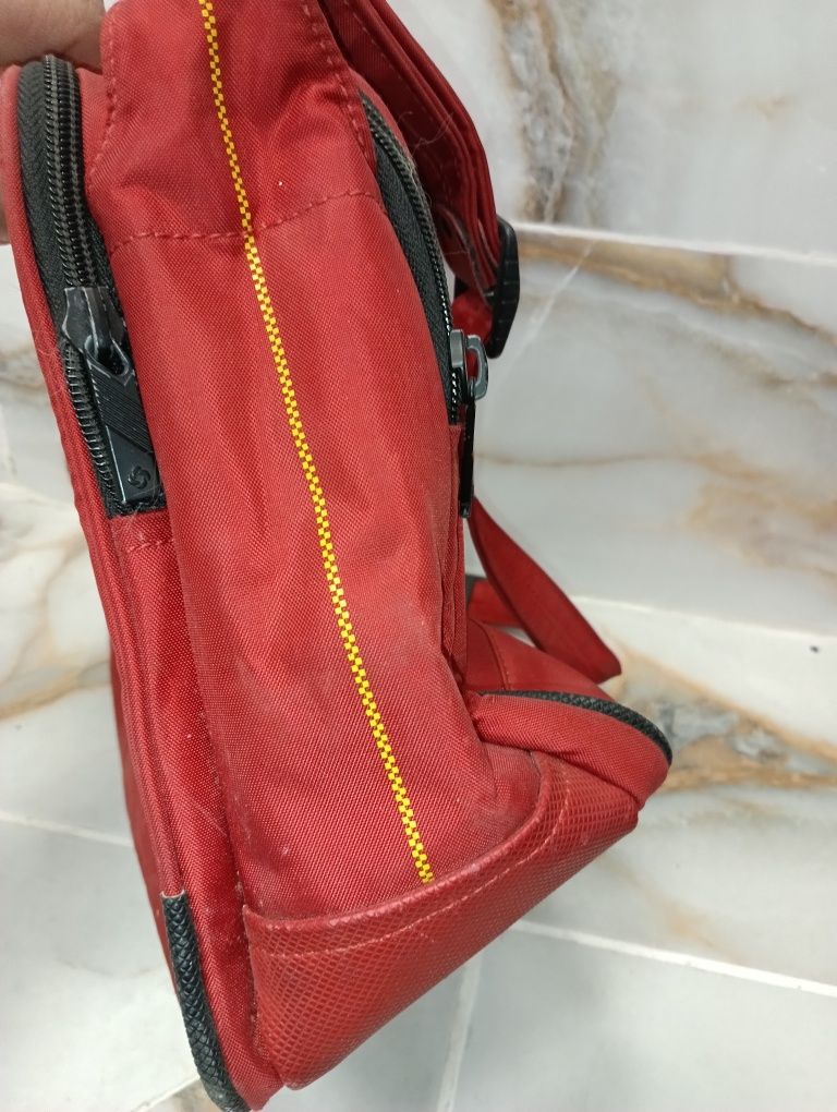 Samsonite маркова чанта - 32 лв