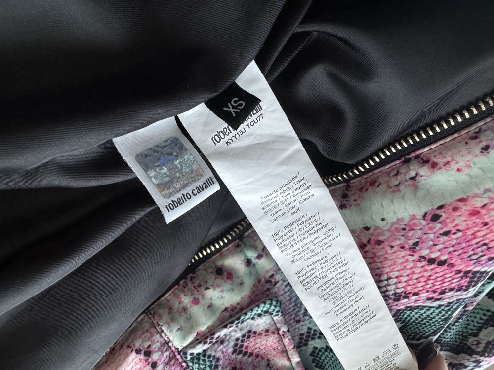 Обувки Roberto Cavalli (от Милано) и Елек Roberto Cavalli